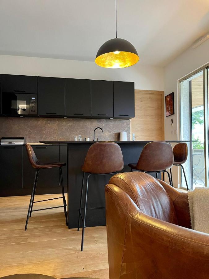 Appart Standing Avec Vue Grand Balcon - Parking - Clim Cassis Exterior photo